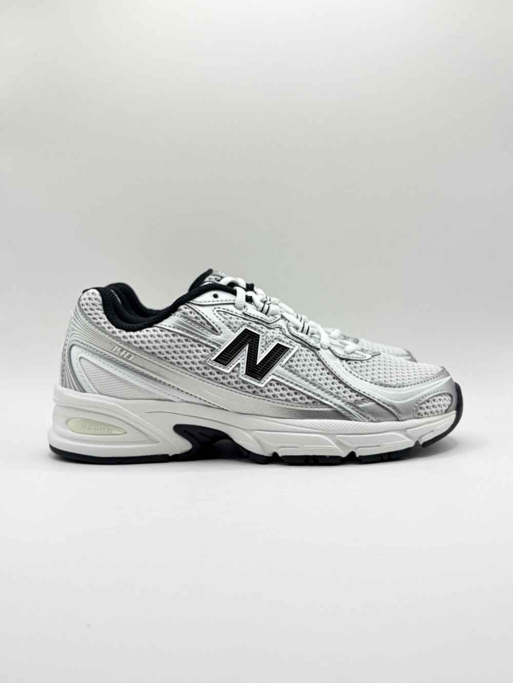 New Balance 740 Kids Grey Black GR740NW Size 5Y Women's 6.5 Sneakers New